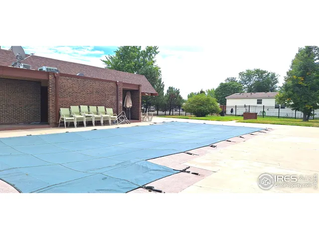 a view of an outdoor space and yard