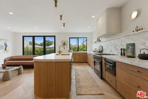 $4,995,000 | 1706 Abbot Kinney Boulevard, Venice, CA 90291