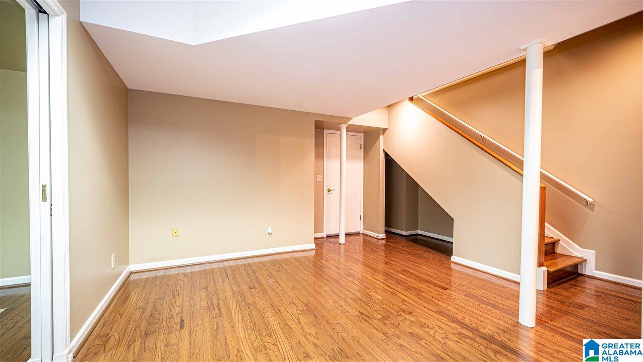1086 Crest Road Leeds, AL 35094 - Photo 28 of 40