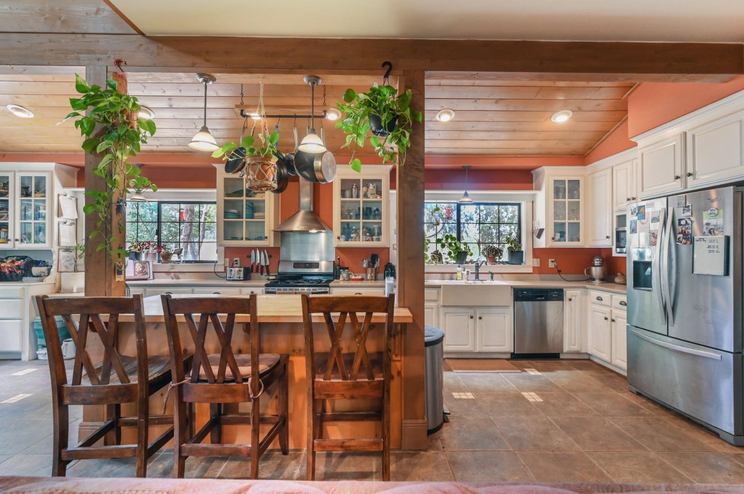 6640 Railroad Flat Road Mountain Ranch, CA 95246 - Photo 2 of 60