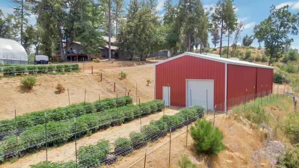 $1,095,000 | 6640 Railroad Flat Road, Mountain Ranch, CA 95246