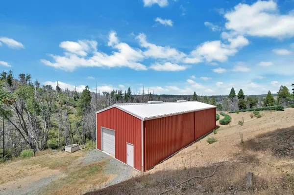 $1,095,000 | 6640 Railroad Flat Road, Mountain Ranch, CA 95246