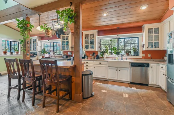 $1,095,000 | 6640 Railroad Flat Road, Mountain Ranch, CA 95246