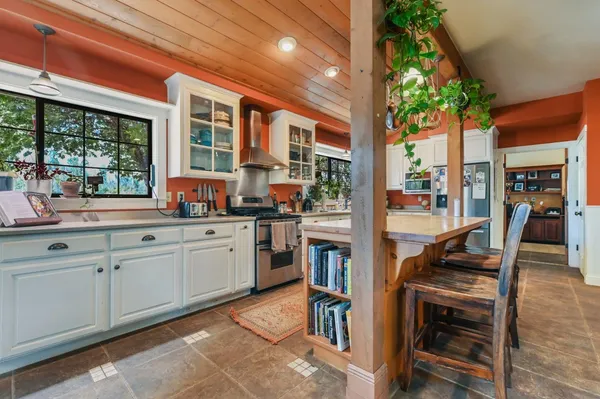 $1,095,000 | 6640 Railroad Flat Road, Mountain Ranch, CA 95246