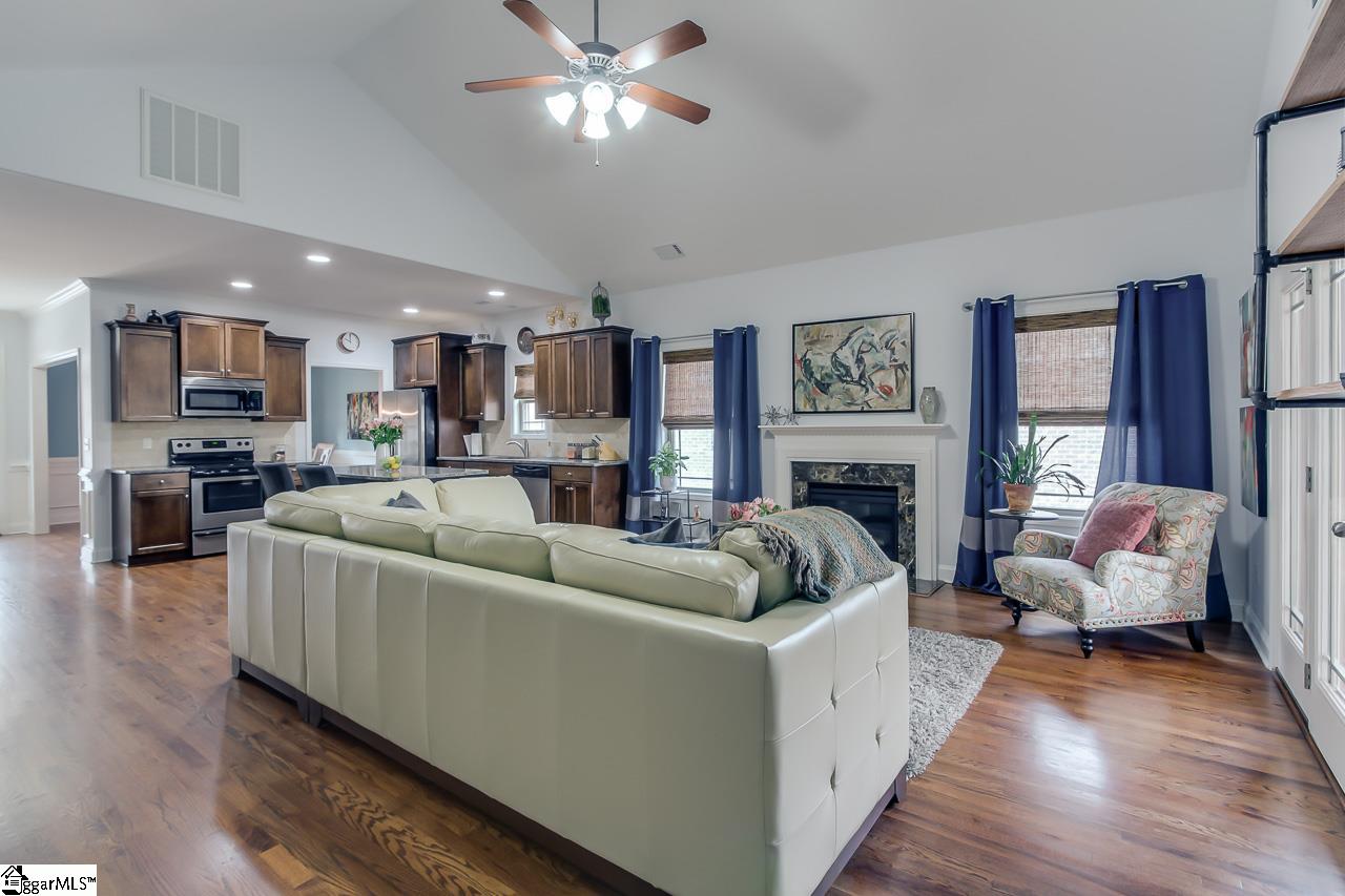 202 O' Bannon Court Anderson, SC 29621 - Photo 7 of 36