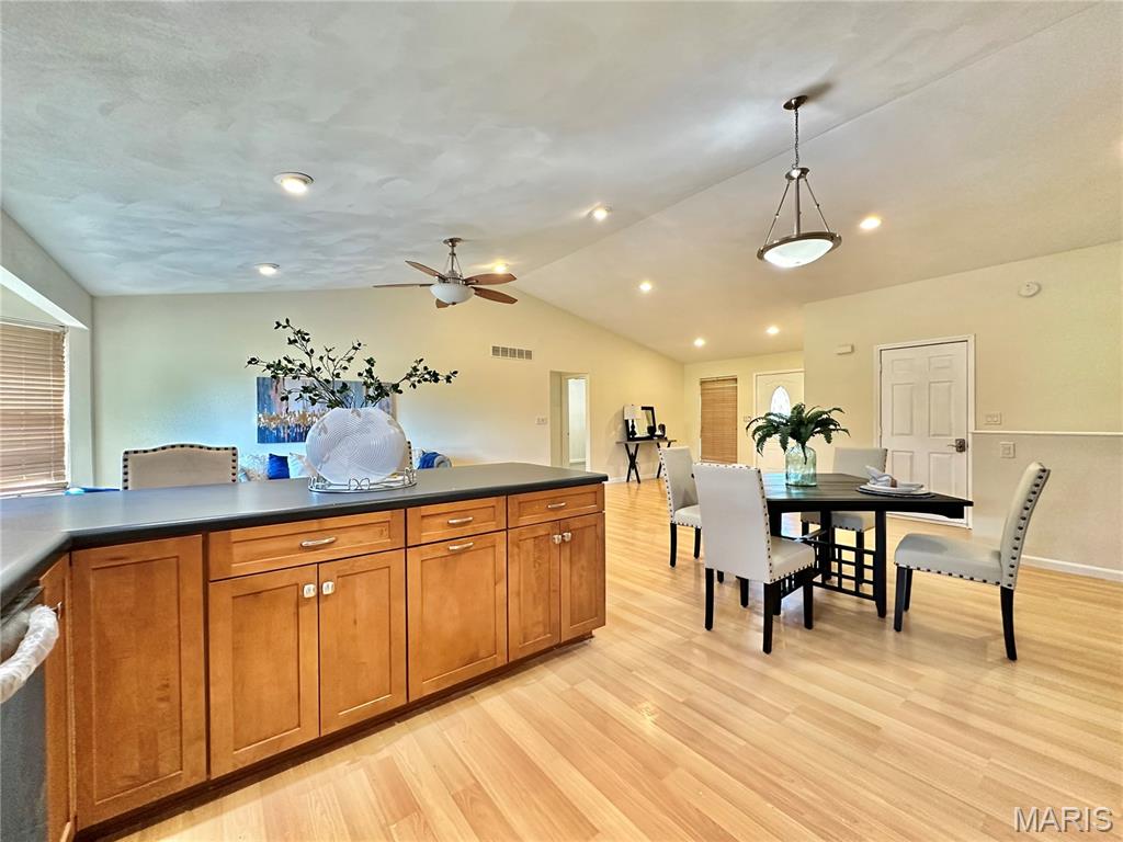 7201 Lebanon Road Collinsville, IL 62234 - Photo 14 of 36