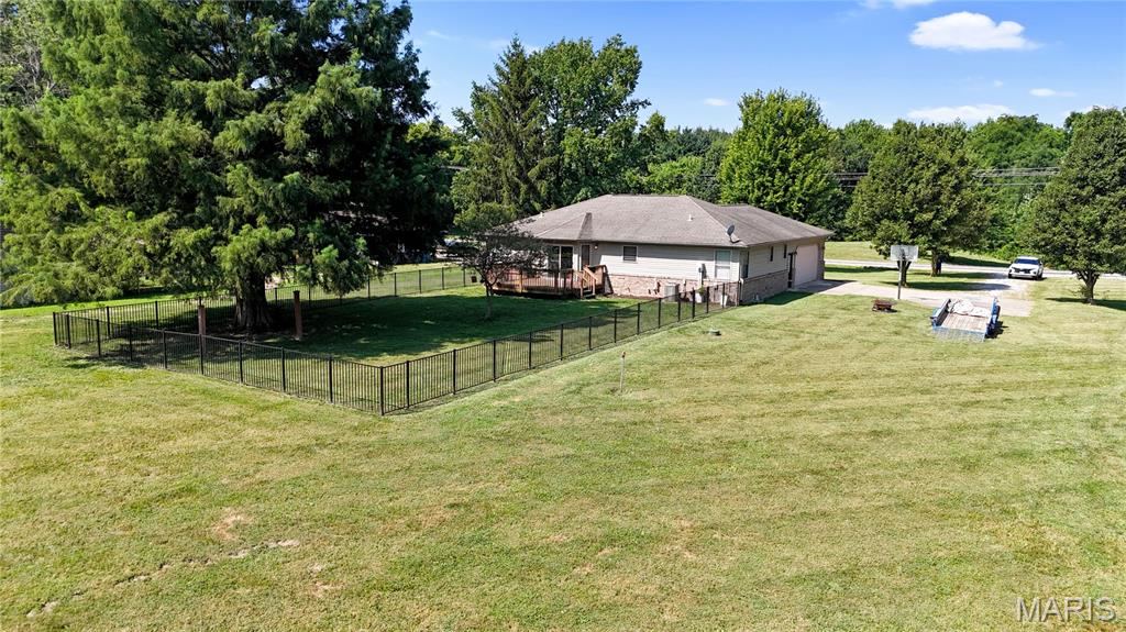 7201 Lebanon Road Collinsville, IL 62234 - Photo 3 of 36