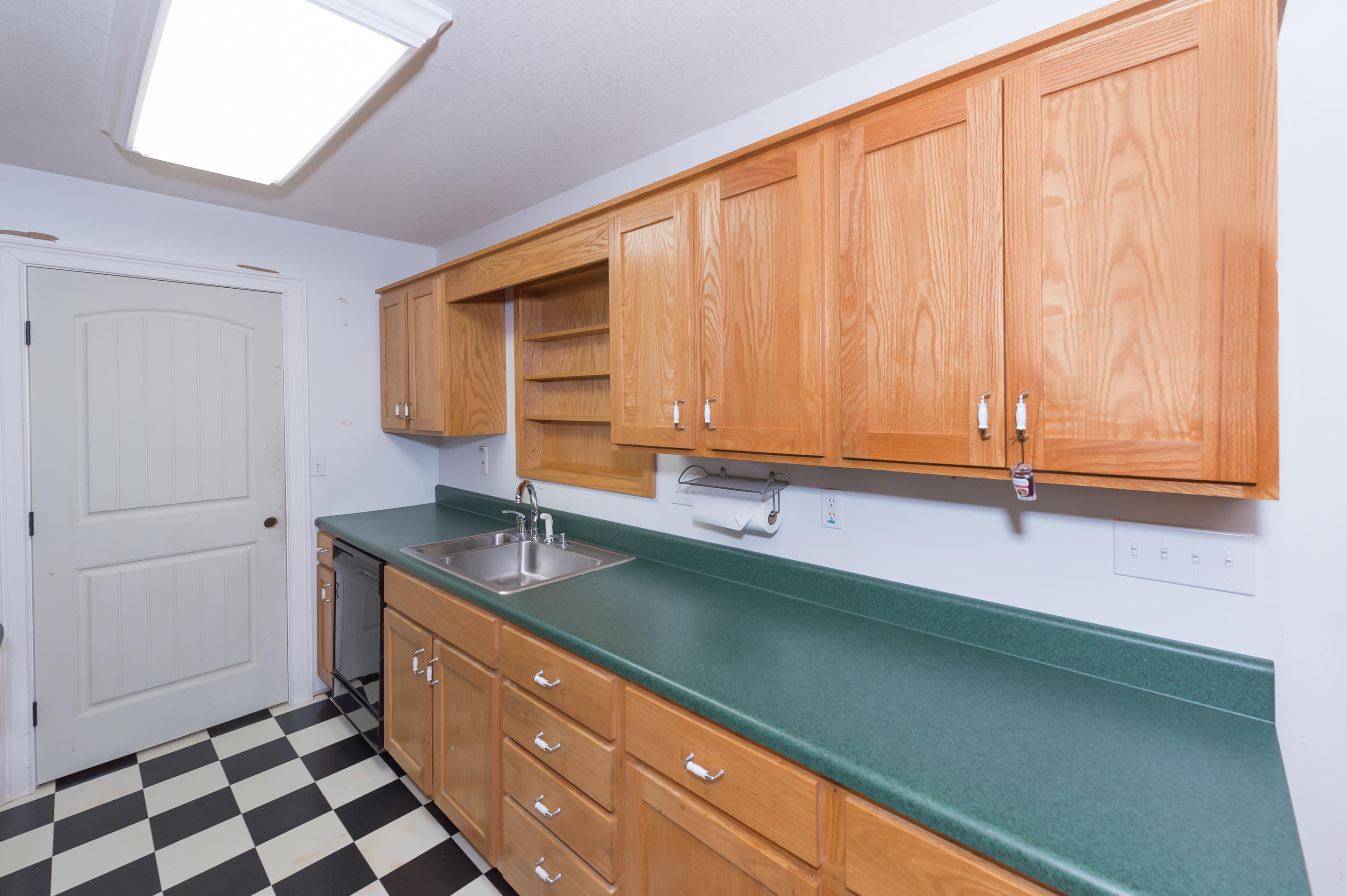 828 Citico Road Vonore, TN 37885 - Photo 13 of 31 HOB_1491-Edit