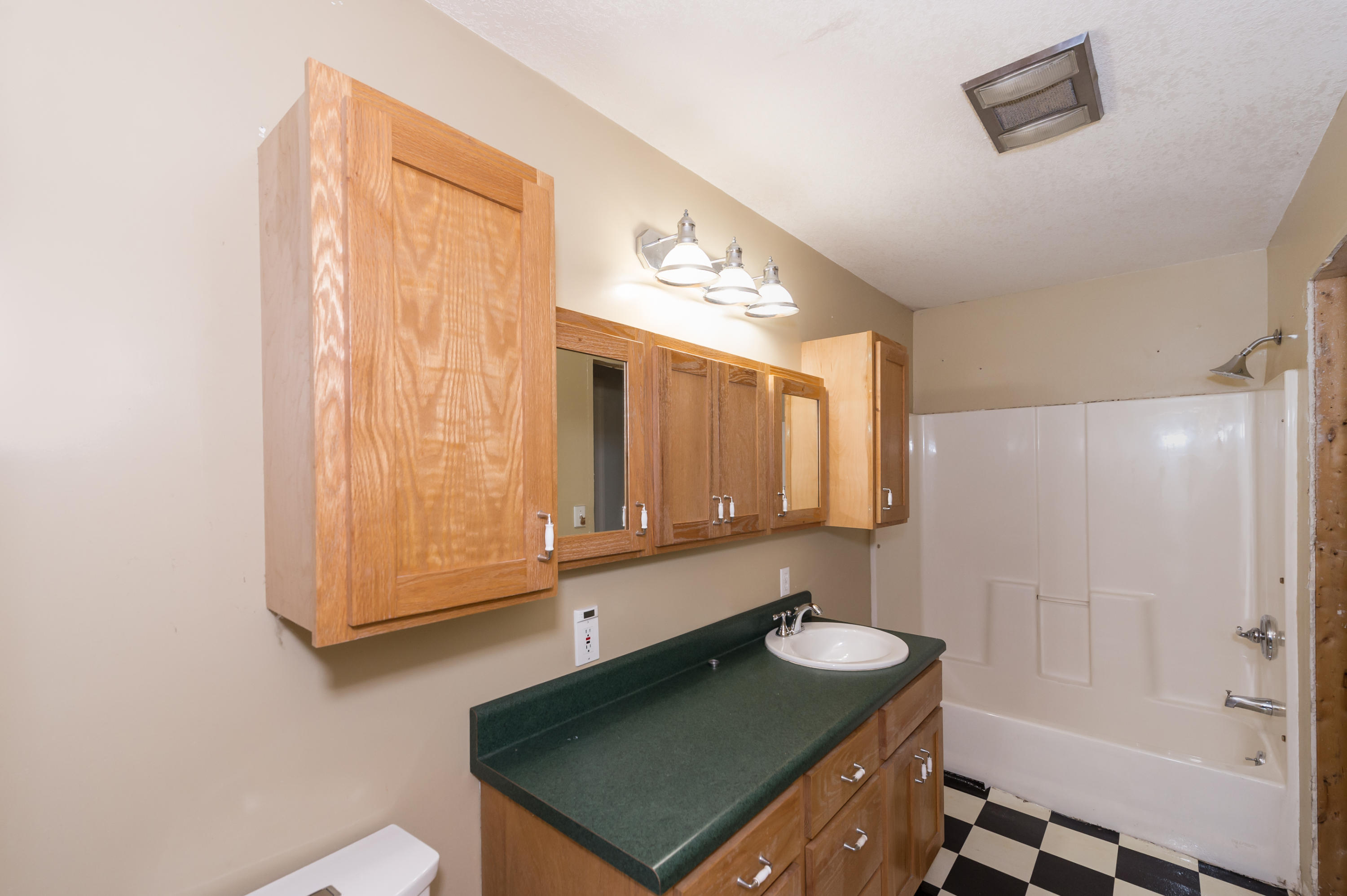 828 Citico Road Vonore, TN 37885 - Photo 20 of 31 HOB_1502-Edit