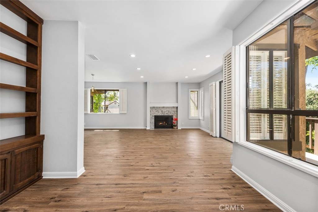 16 Rainbow Ridge, Unit 40 Irvine, CA 92603 - Photo 13 of 49 Natural sunlight streaming in from so many angles