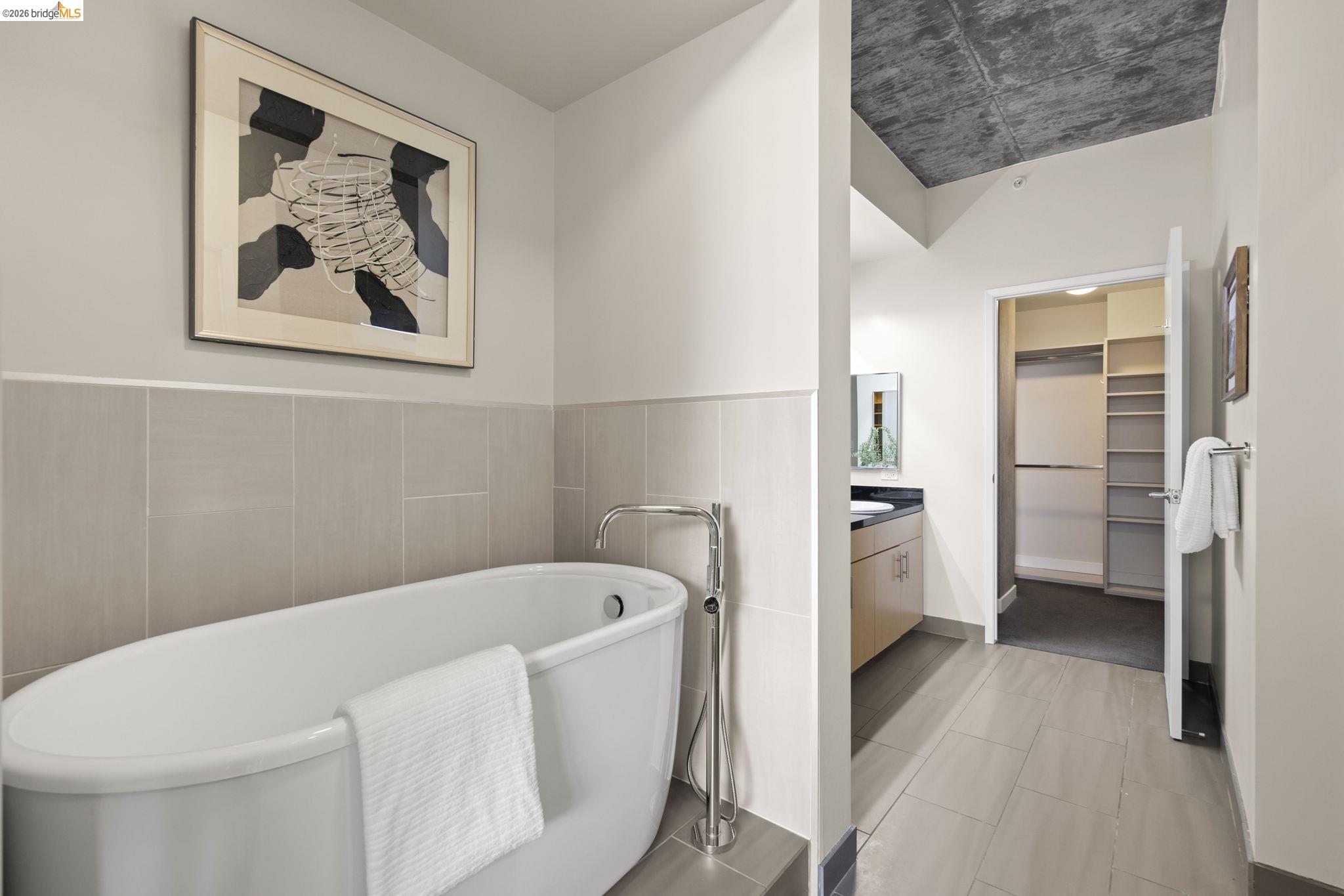 311 2nd Street, Unit 311 Oakland, CA 94607 - Photo 26 of 58