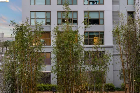 $749,000 | 311 2nd Street, Unit 311, Oakland, CA 94607