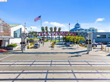 $749,000 | 311 2nd Street, Unit 311, Oakland, CA 94607