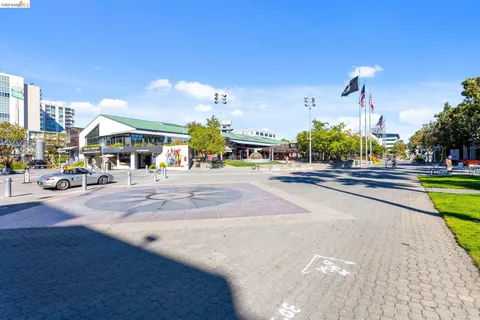 $749,000 | 311 2nd Street, Unit 311, Oakland, CA 94607