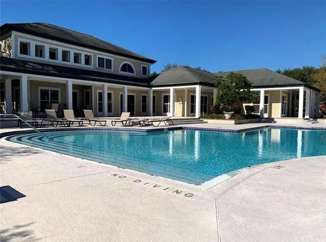 a view of a tennis court