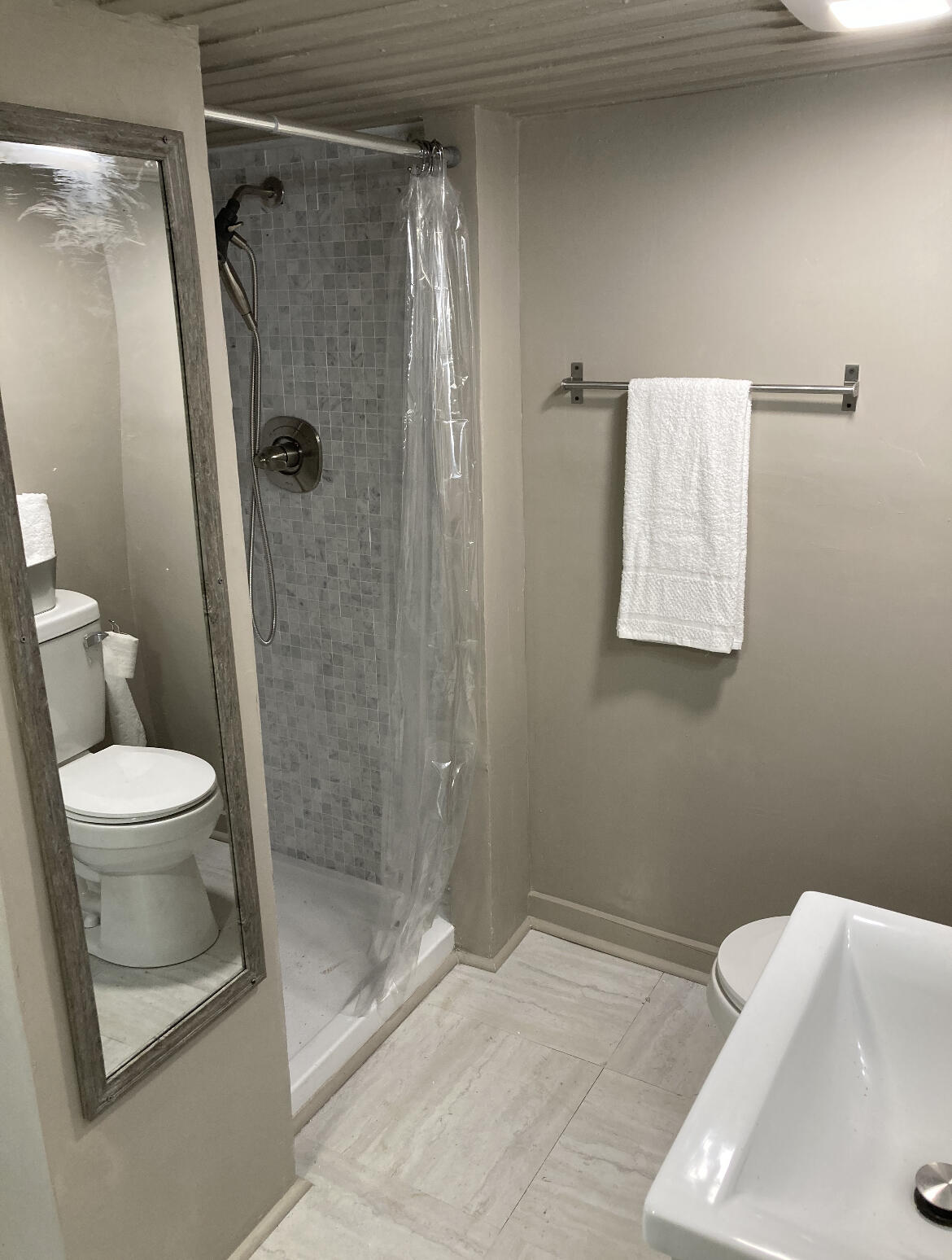 2815 Temperance Hall Road Rock Spring, GA 30739 - Photo 6 of 15 Bathroom