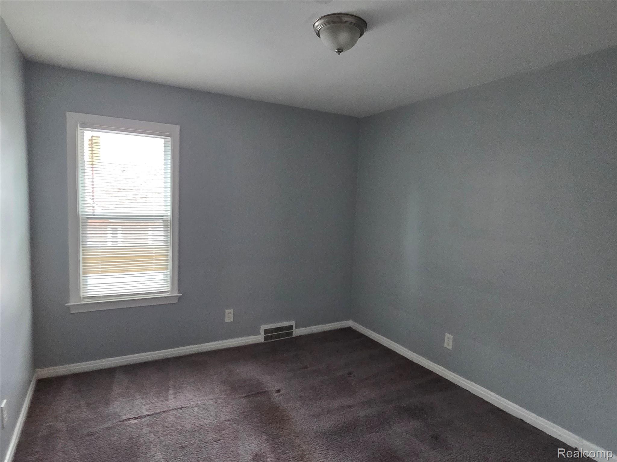 5927 Balfour Road Detroit, MI 48224 - Photo 21 of 25 20260406_123526.jpg