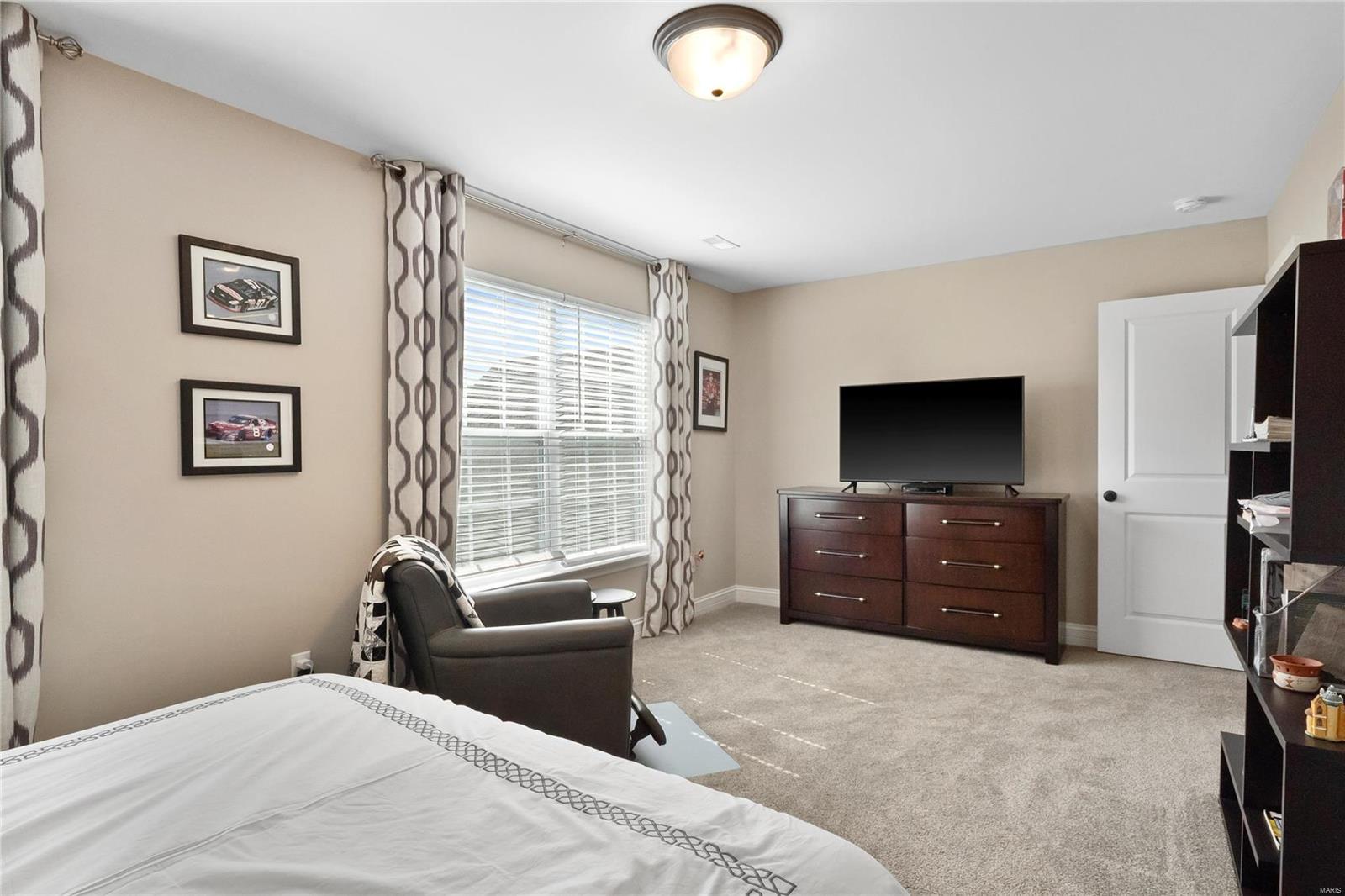 962 Silver Buck Lane Chesterfield, MO 63005 - Photo 30 of 49