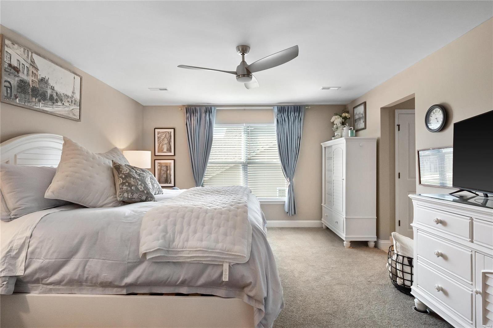 962 Silver Buck Lane Chesterfield, MO 63005 - Photo 32 of 49