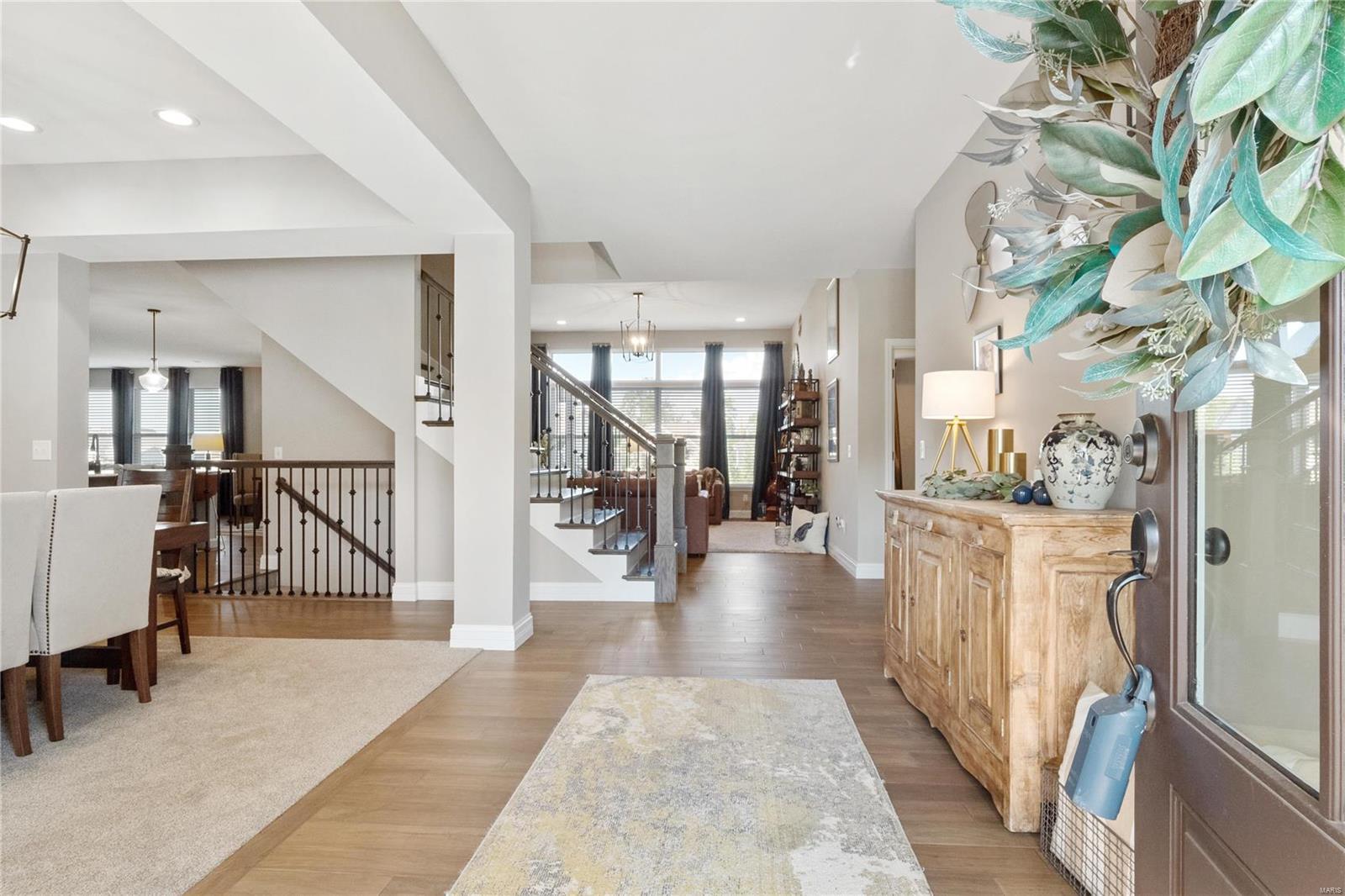 962 Silver Buck Lane Chesterfield, MO 63005 - Photo 4 of 49