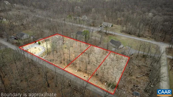 $315,000 | 406 Raccoon Drive, Winchester, VA 22602