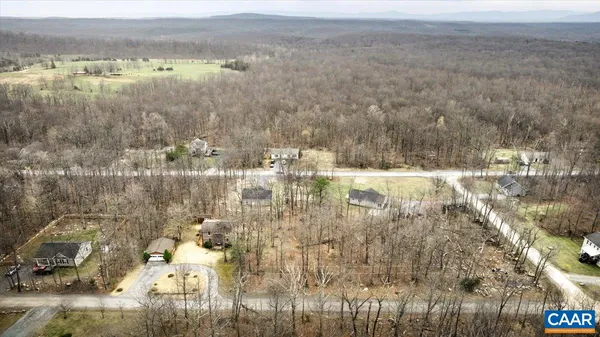 $315,000 | 406 Raccoon Drive, Winchester, VA 22602