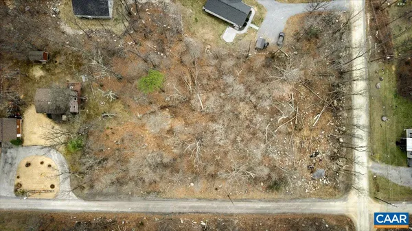 $315,000 | 406 Raccoon Drive, Winchester, VA 22602