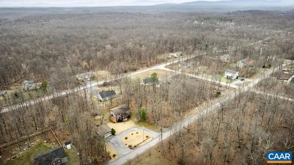 $315,000 | 406 Raccoon Drive, Winchester, VA 22602