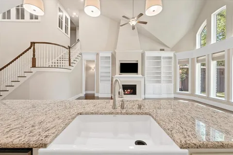 $825,000 | 6152 Stapleford Circle, Dallas, TX 75252