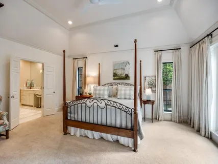 $1,350,000 | 5 Duncannon Court, Dallas, TX 75225