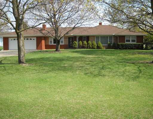 16555 Bak Road Belleville, MI 48111 - Photo 1 of 10 Photo 1