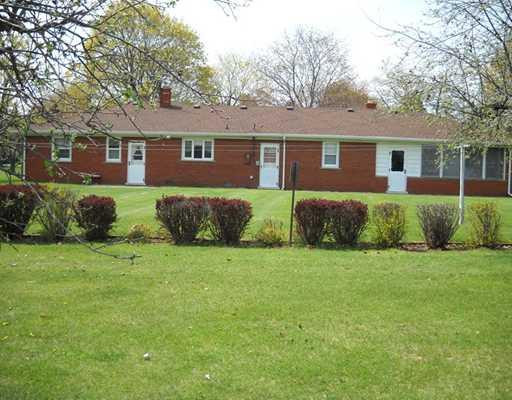 16555 Bak Road Belleville, MI 48111 - Photo 4 of 10 Photo 4