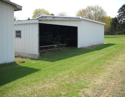 16555 Bak Road Belleville, MI 48111 - Photo 7 of 10 Photo 7