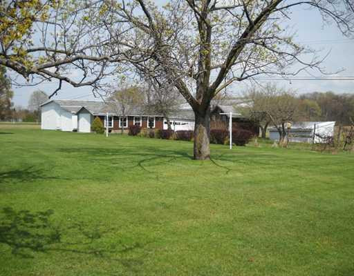 16555 Bak Road Belleville, MI 48111 - Photo 8 of 10 Photo 8