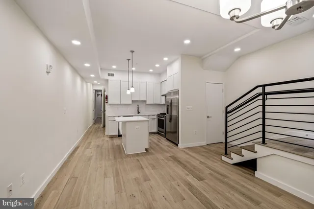 $2,200 | 1112 5th Street Northwest, Unit 2, Washington, DC 20001