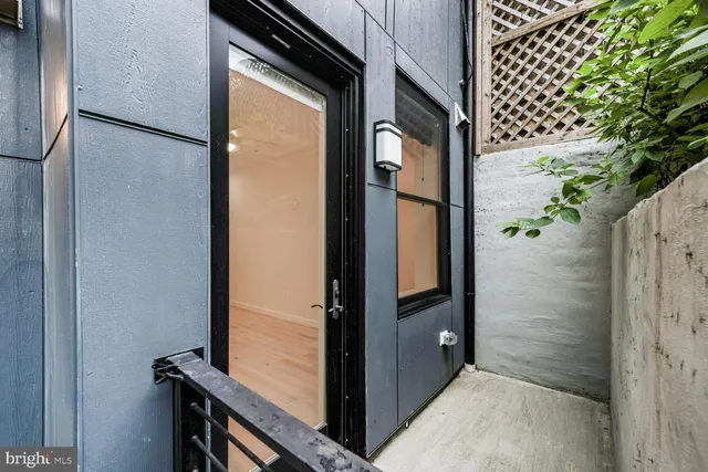 $2,200 | 1112 5th Street Northwest, Unit 2, Washington, DC 20001