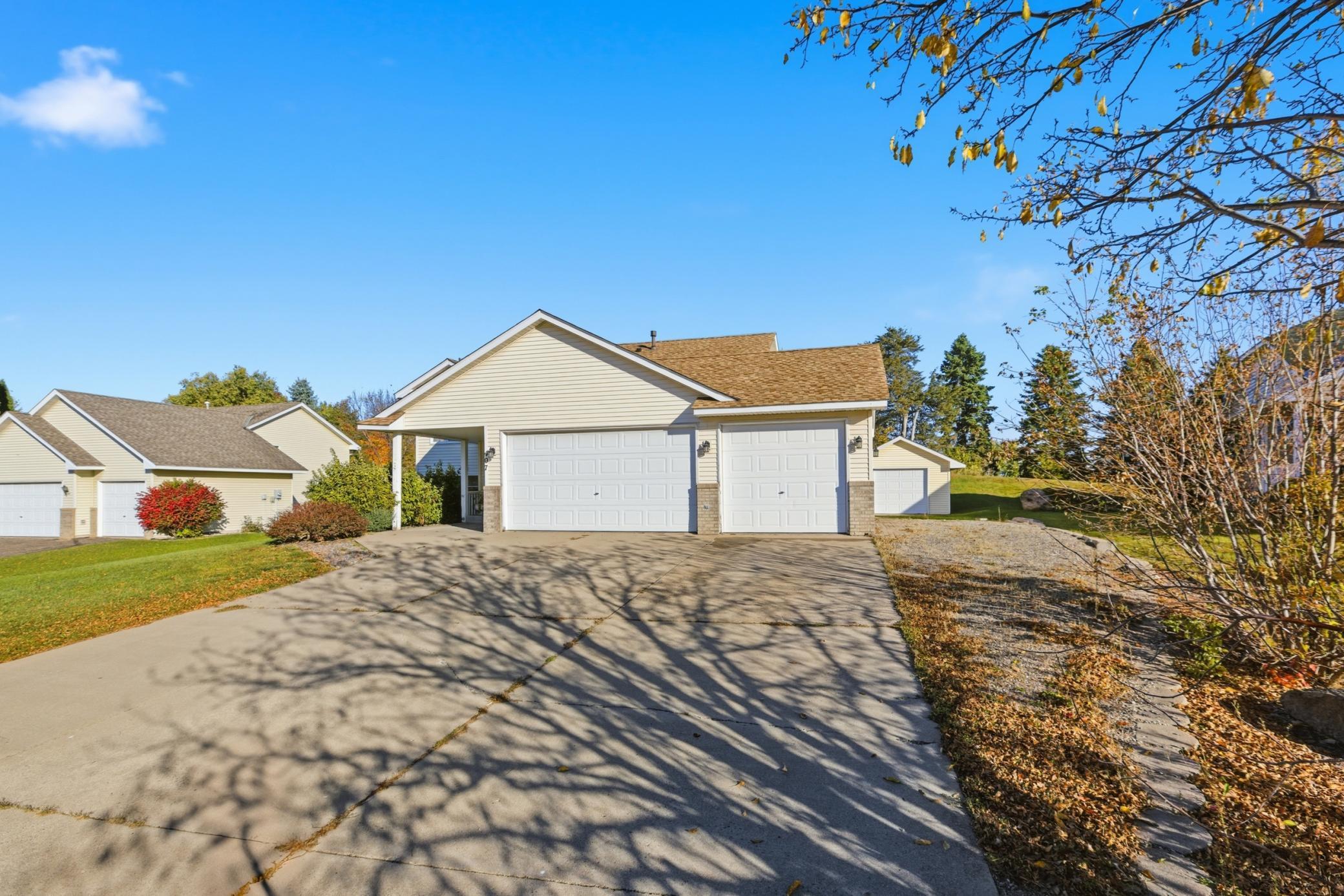 407 Buffalo Run Road Buffalo, MN 55313 - Photo 3 of 40 Gallery Image 3