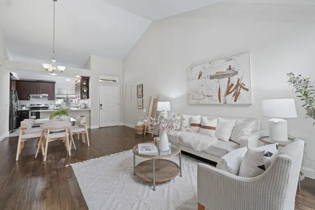 $868,000 | 1735 Parkview Green Circle, San Jose, CA 95131