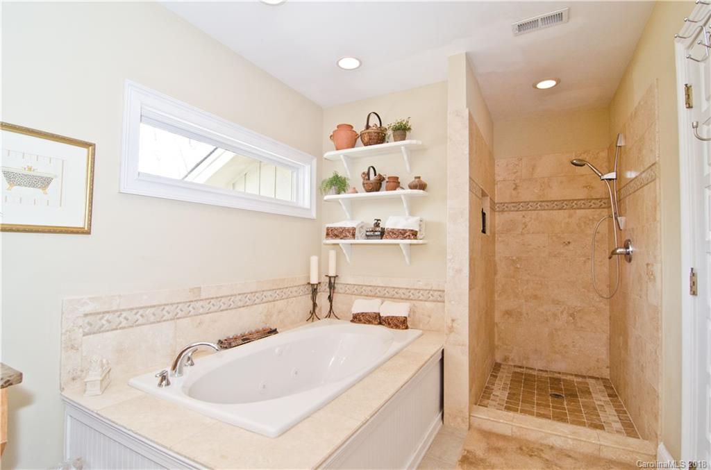1 Sunrise Point Road Lake Wylie, SC 29710 - Photo 25 of 36 Gallery Image 25