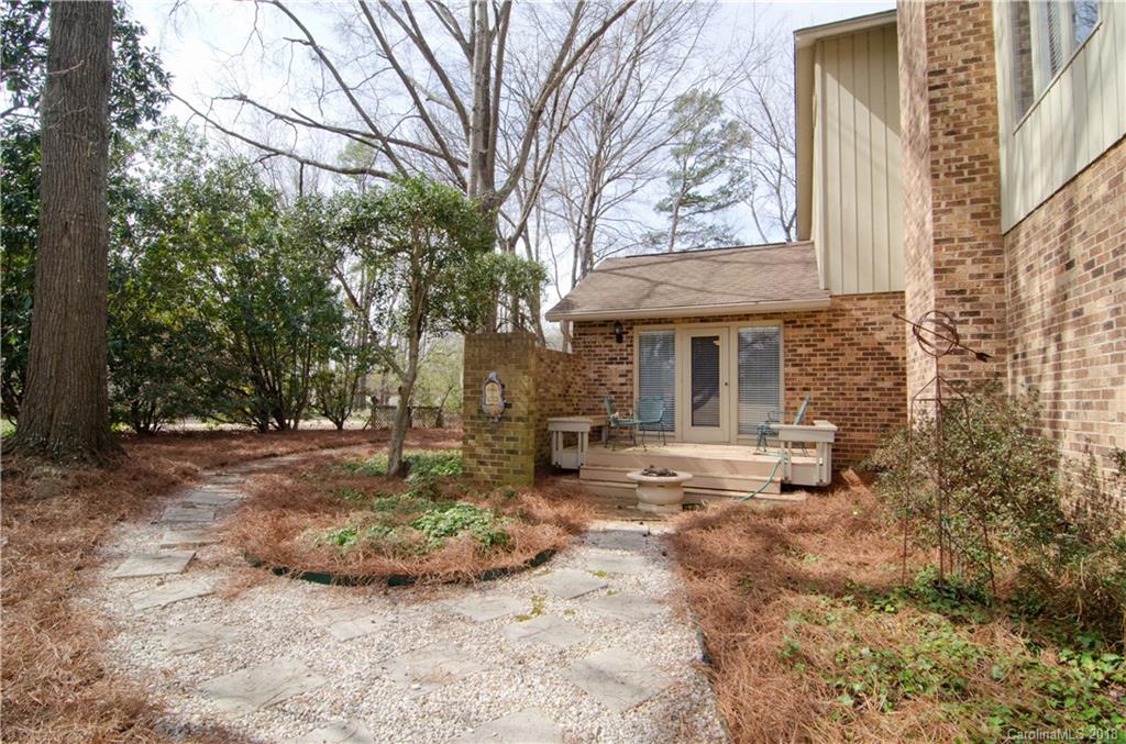 1 Sunrise Point Road Lake Wylie, SC 29710 - Photo 34 of 36 Gallery Image 34