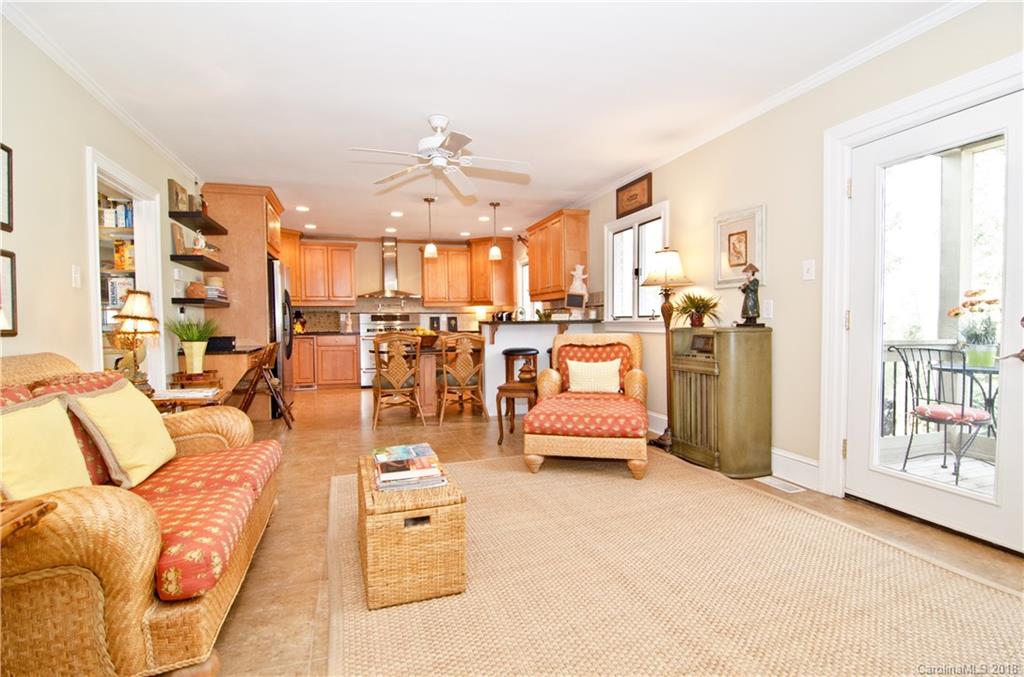 1 Sunrise Point Road Lake Wylie, SC 29710 - Photo 10 of 36 Gallery Image 10