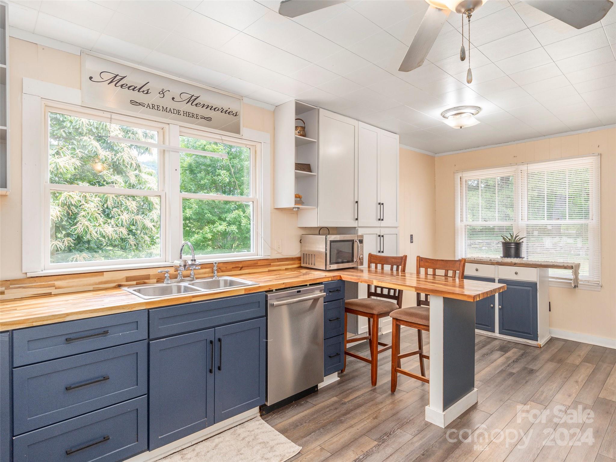 313 Peters Cove Road Waynesville, NC 28786 - Photo 12 of 48 Gallery Image 12