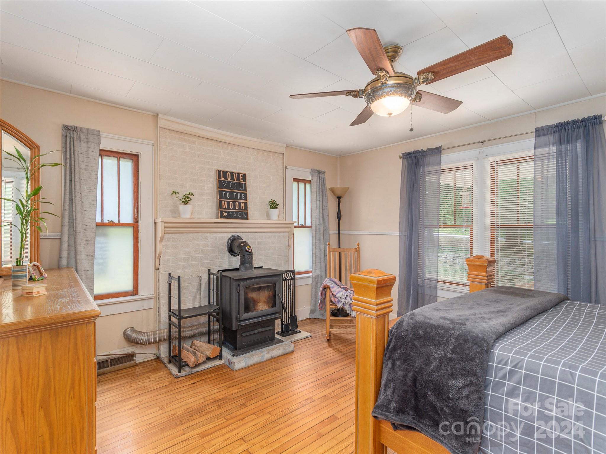 313 Peters Cove Road Waynesville, NC 28786 - Photo 16 of 48 Gallery Image 16