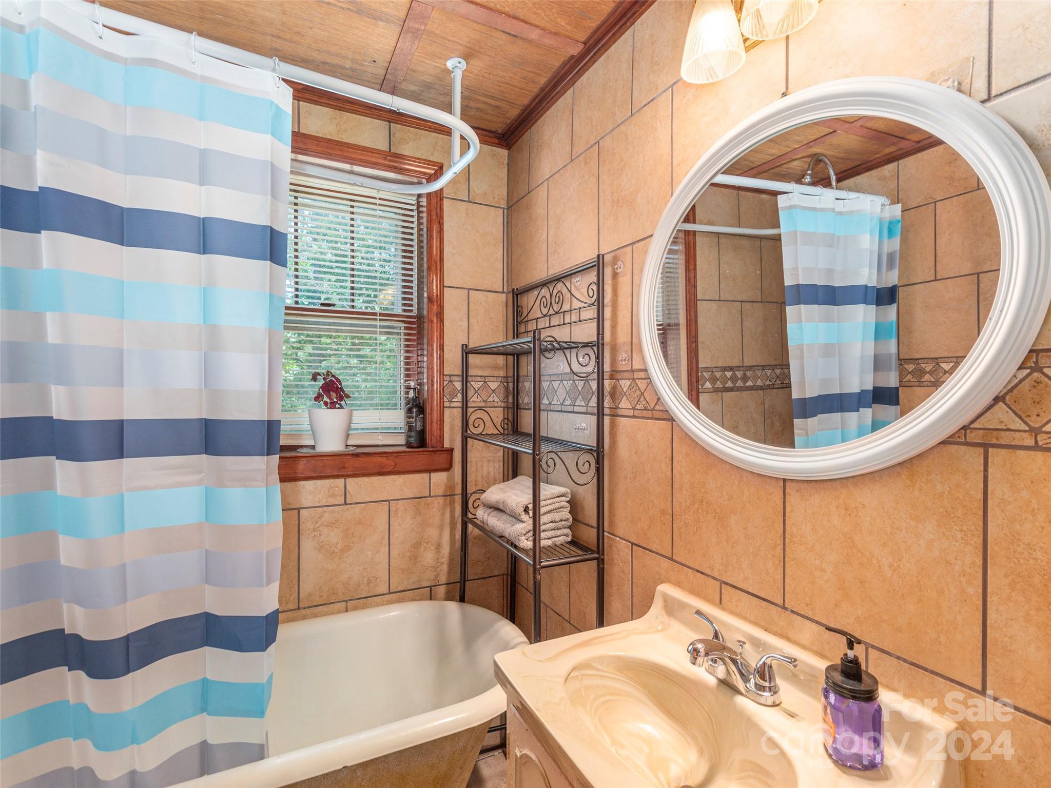 313 Peters Cove Road Waynesville, NC 28786 - Photo 28 of 48 Gallery Image 28