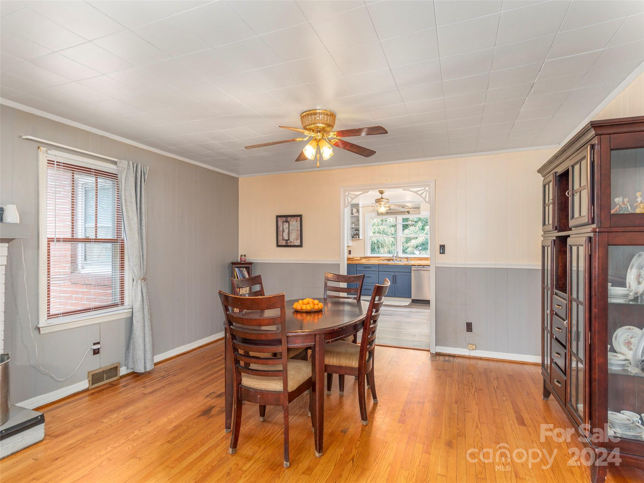 313 Peters Cove Road Waynesville, NC 28786 - Photo 9 of 48 Gallery Image 9