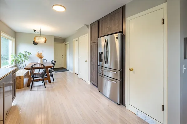 $649,900 | 75 Pickwick Drive, Pittsford, NY 14618