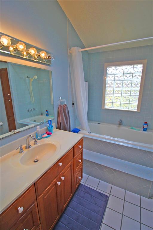 6335 Bramshaw Road Indianapolis, IN 46220 - Photo 12 of 20 Gallery Image 12