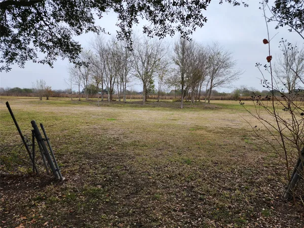 $319,900 | 1491 Pecan Valley Road, Wharton, TX 77488