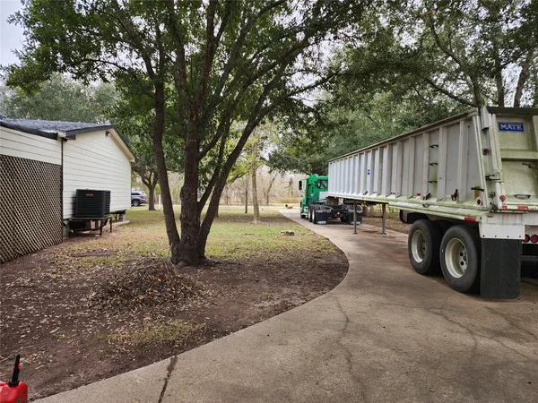 $319,900 | 1491 Pecan Valley Road, Wharton, TX 77488