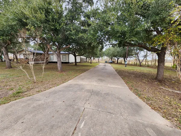 $319,900 | 1491 Pecan Valley Road, Wharton, TX 77488